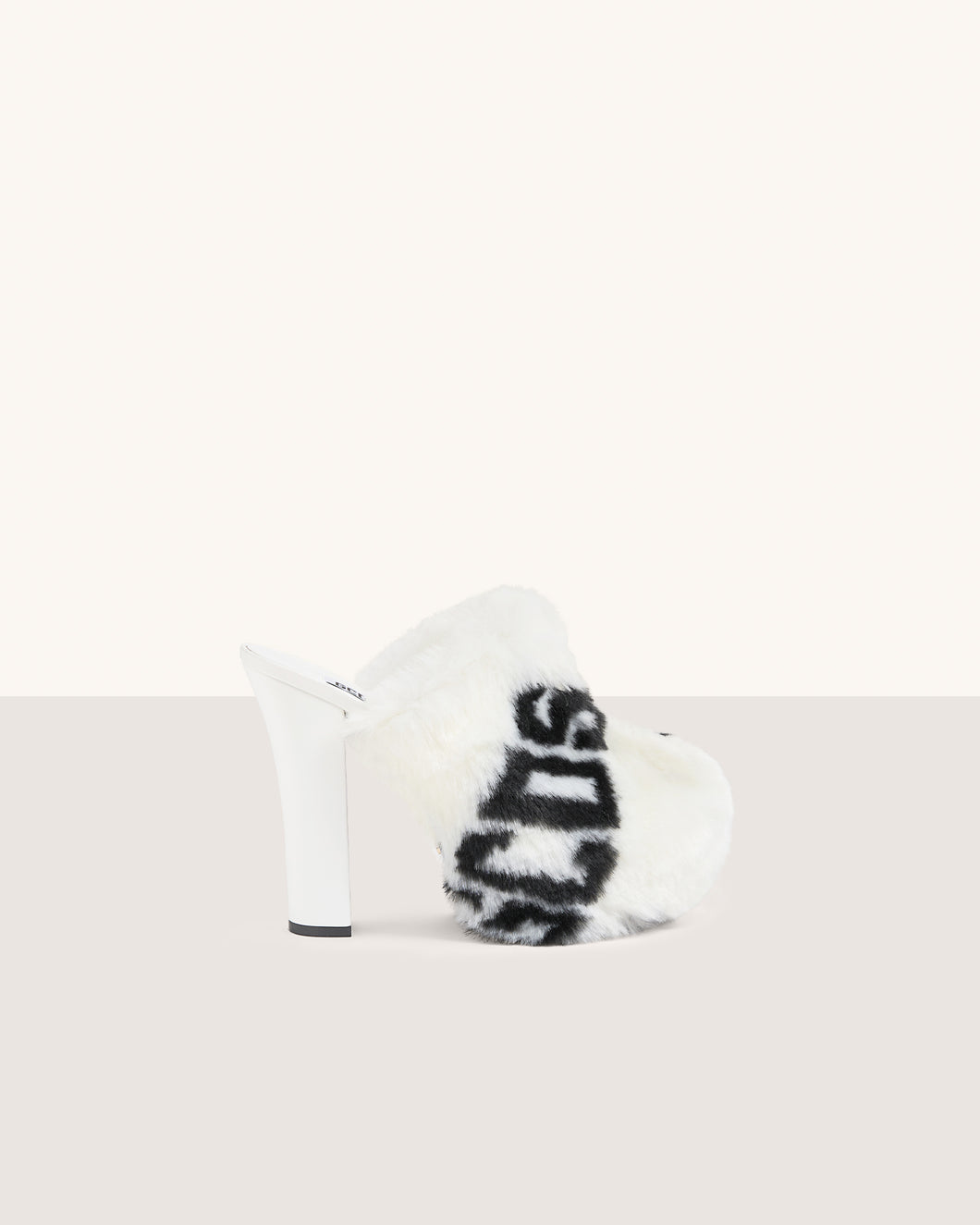 FW22W011011-01-P01.jpg